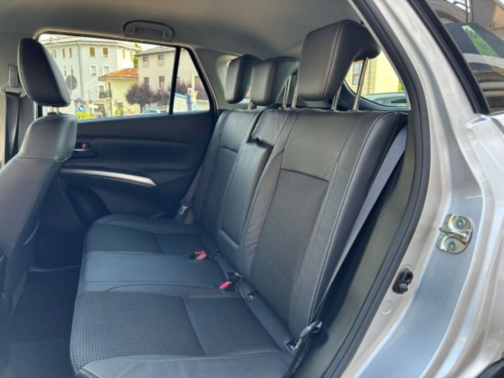 Suzuki S-Cross nuova a Cuneo (4)