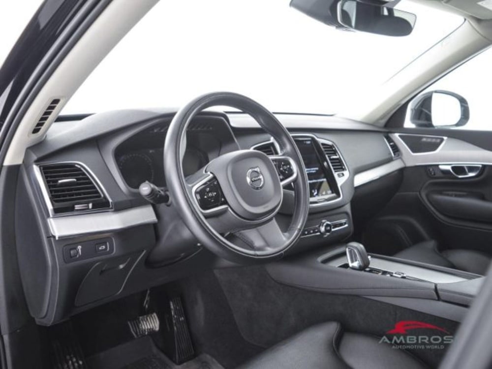 Volvo XC90 usata a Perugia (8)