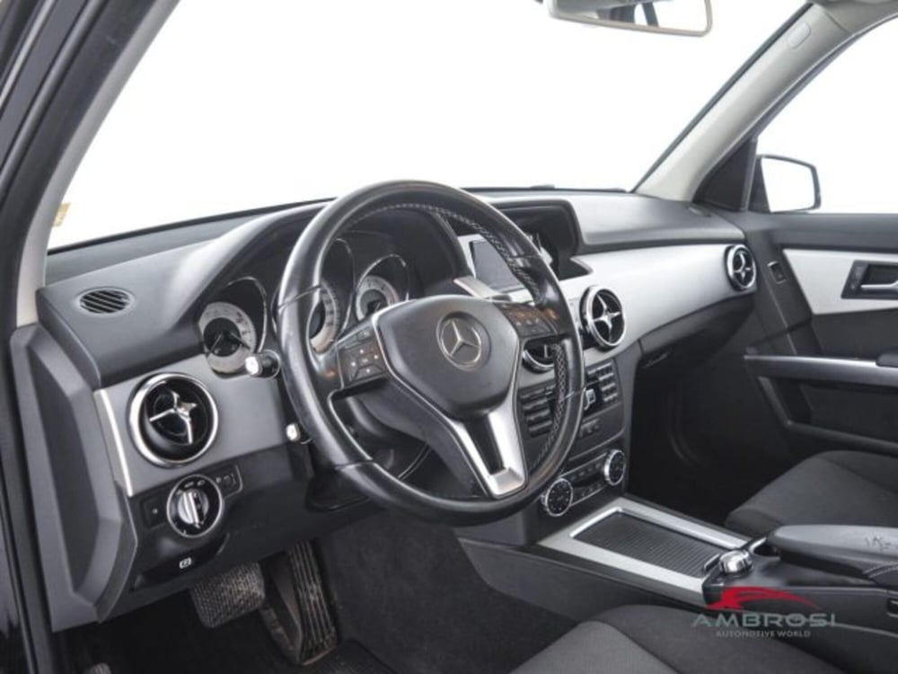 Mercedes-Benz GLK usata a Perugia (8)