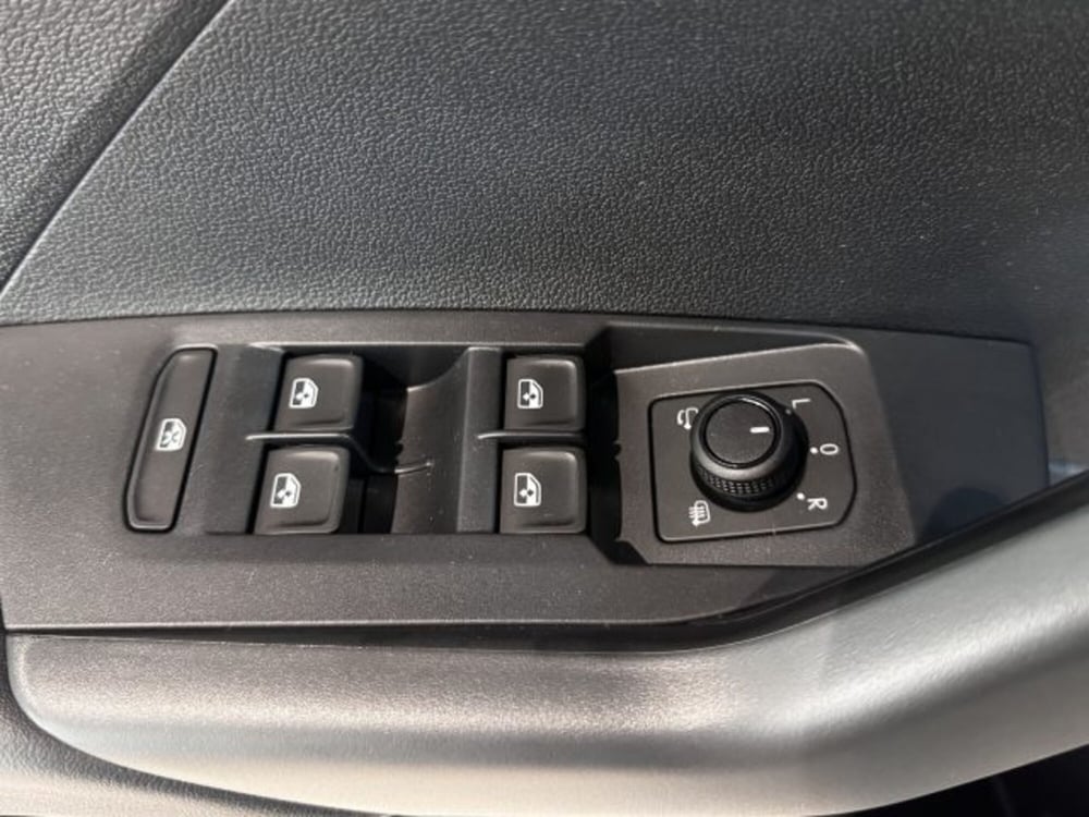 Volkswagen T-Cross nuova a Vicenza (11)