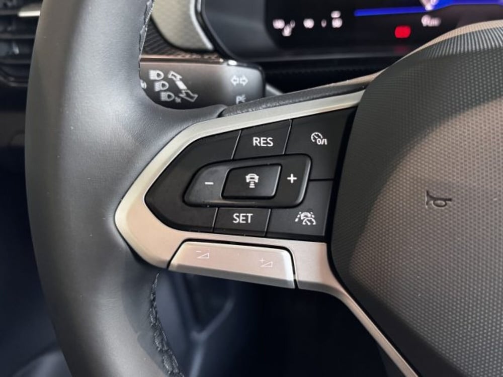 Volkswagen T-Cross nuova a Vicenza (18)