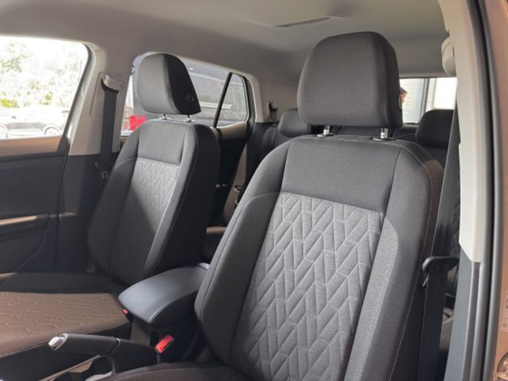 Volkswagen T-Cross nuova a Vicenza (8)