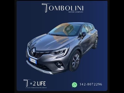 Renault Captur Plug-in Hybrid E-Tech 160 CV Intens del 2020 usata a Civitanova Marche