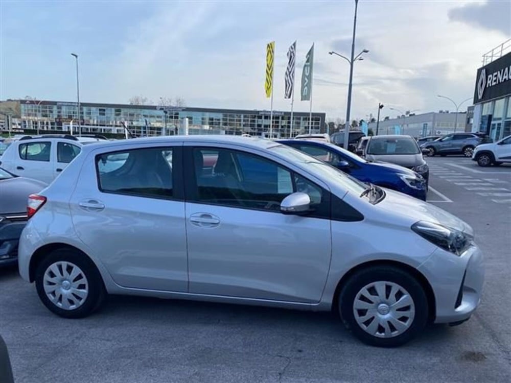 Toyota Yaris usata a Macerata (5)