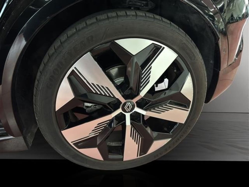 Renault Megane E-Tech Electric usata a Macerata (2)
