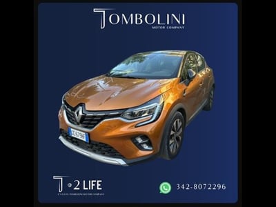 Renault Captur Plug-in Hybrid E-Tech 160 CV Intens del 2020 usata a Civitanova Marche