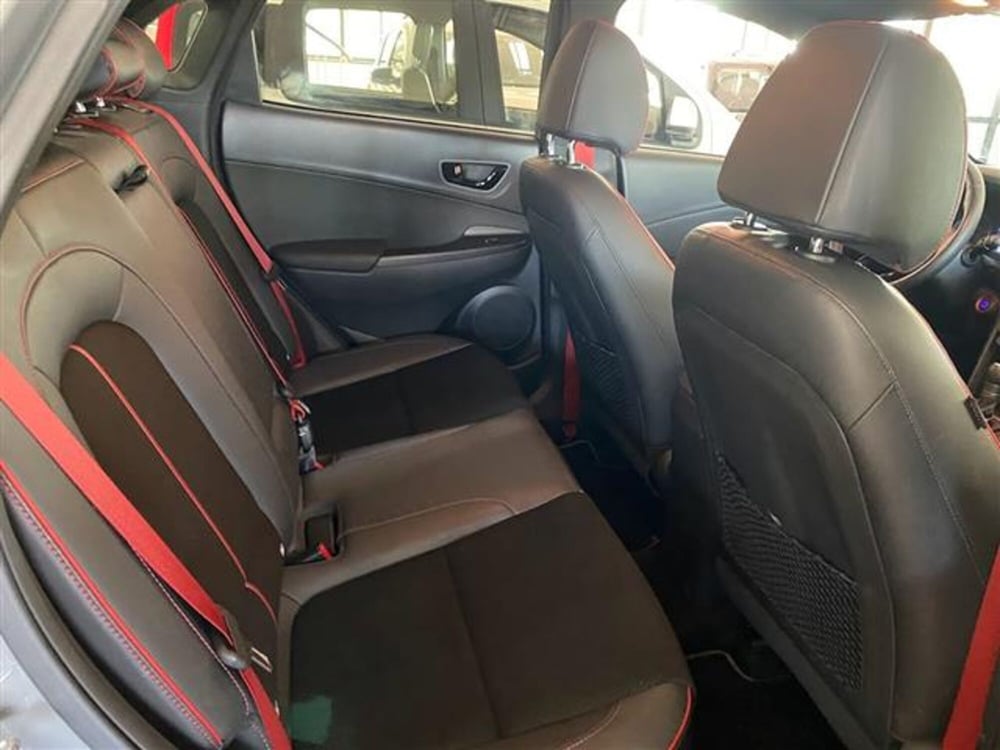 Hyundai Kona usata a Macerata (9)