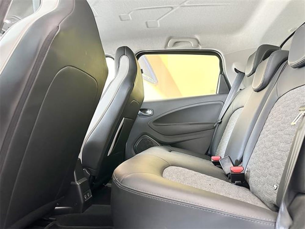 Renault Zoe nuova a Cosenza (10)