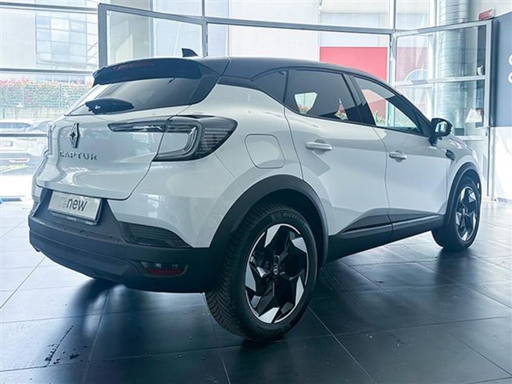 Renault Captur nuova a Cosenza (8)