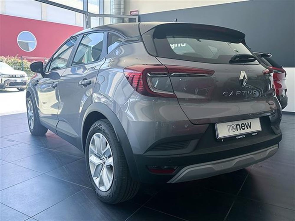 Renault Captur nuova a Cosenza (8)