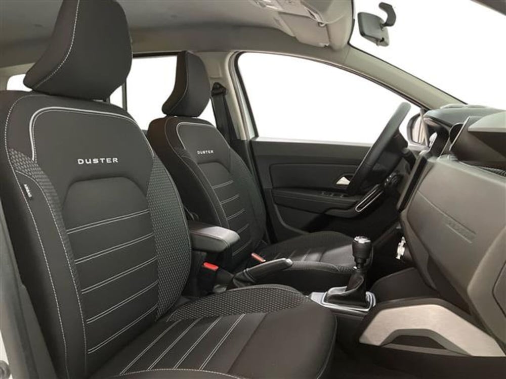 Dacia Duster usata a Como (11)