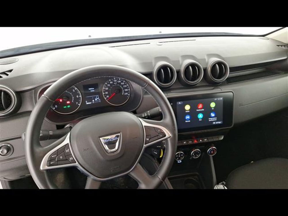 Dacia Duster usata a Milano (14)
