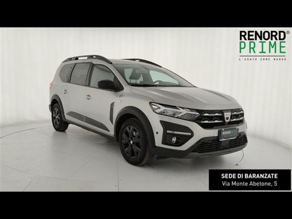 Dacia Jogger usata a Milano (6)