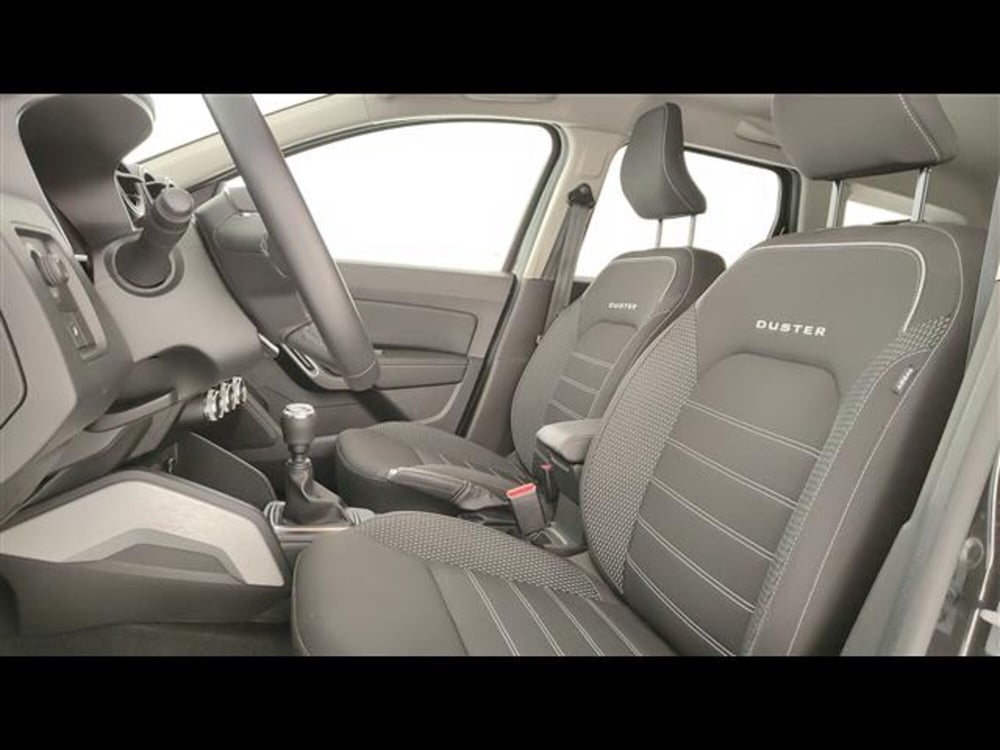 Dacia Duster usata a Milano (10)