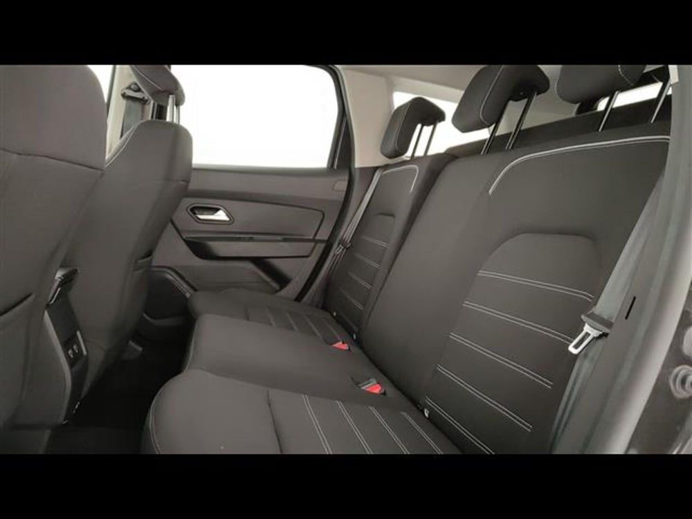 Dacia Duster usata a Milano (11)