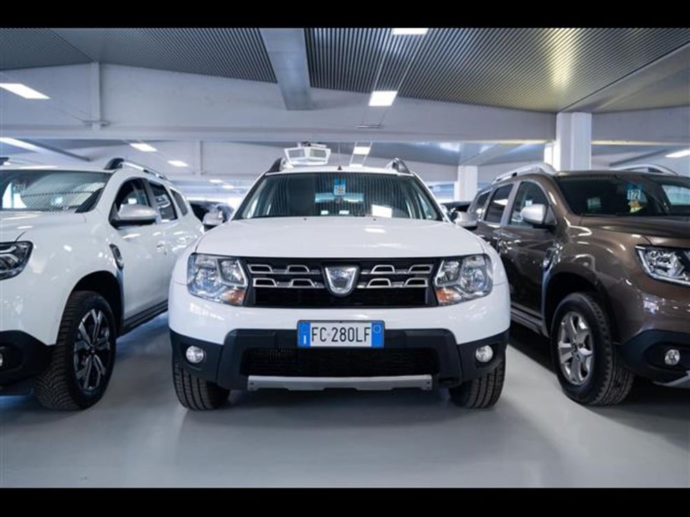 Dacia Duster usata a Torino (8)