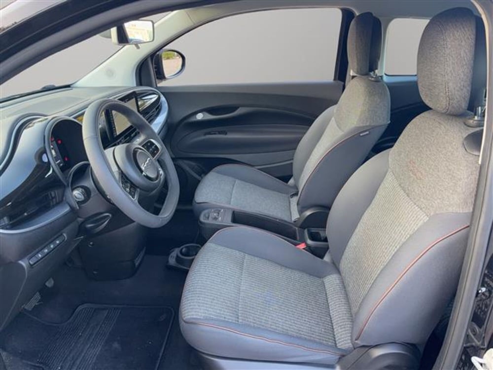Fiat 500e usata a Macerata (10)