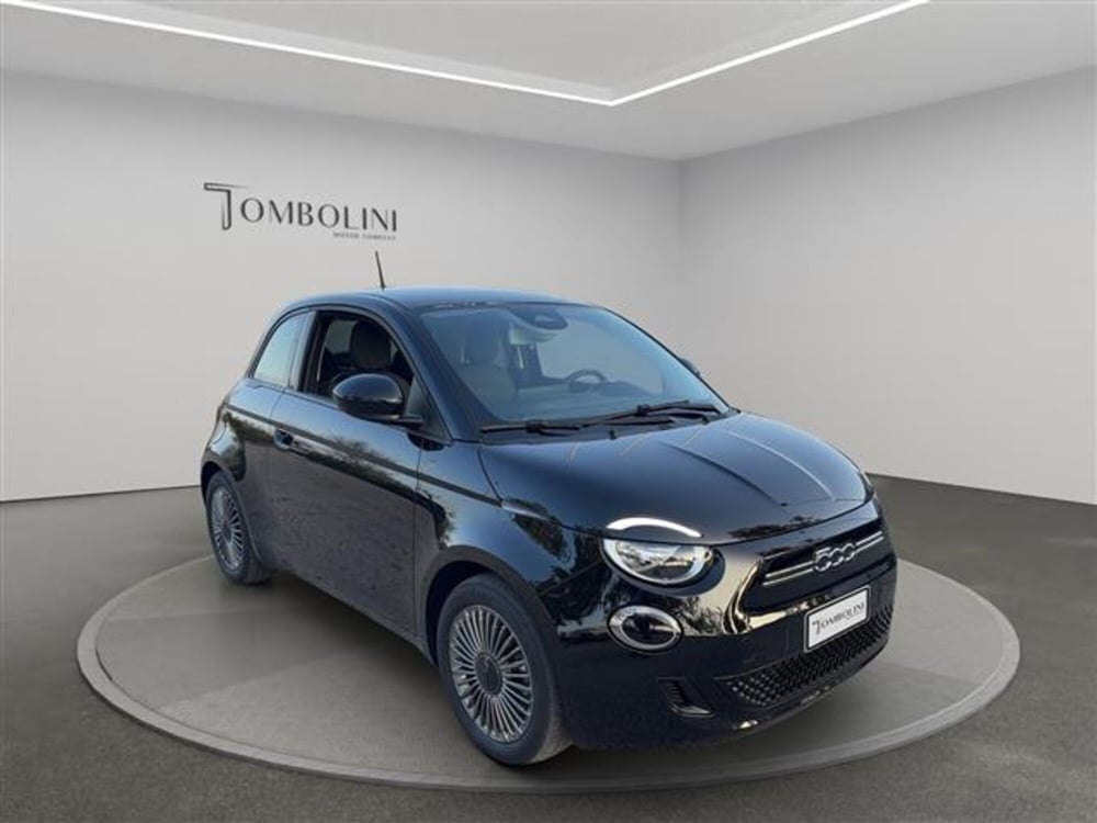 Fiat 500e usata a Macerata (3)