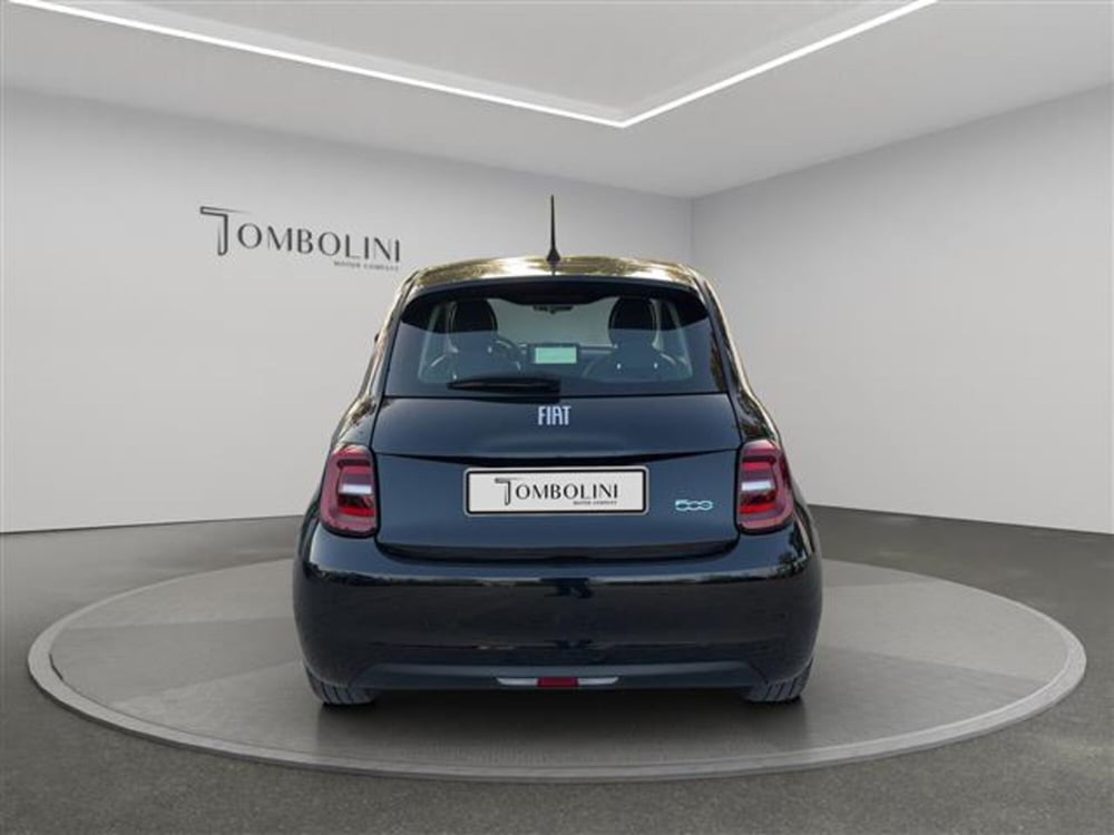 Fiat 500e usata a Macerata (7)