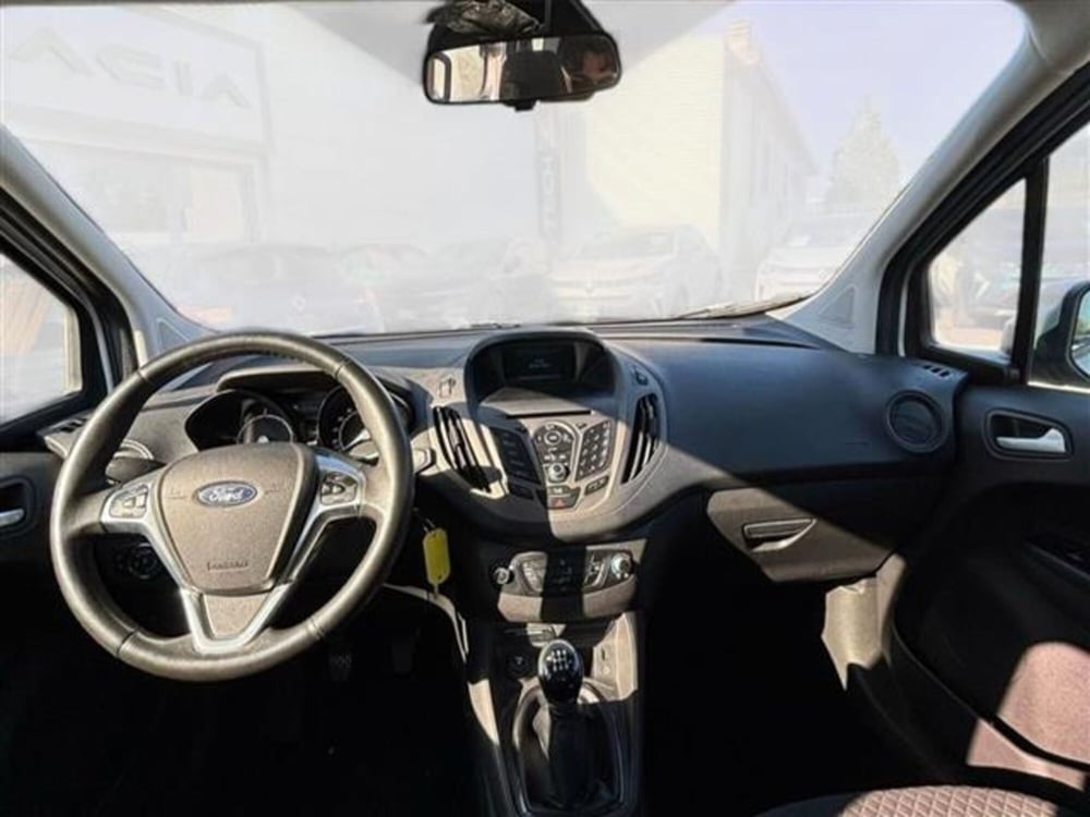 Ford Tourneo Courier usata a Livorno (10)