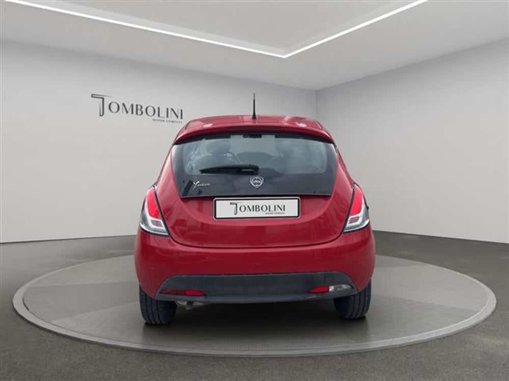 Lancia Ypsilon usata a Macerata (7)