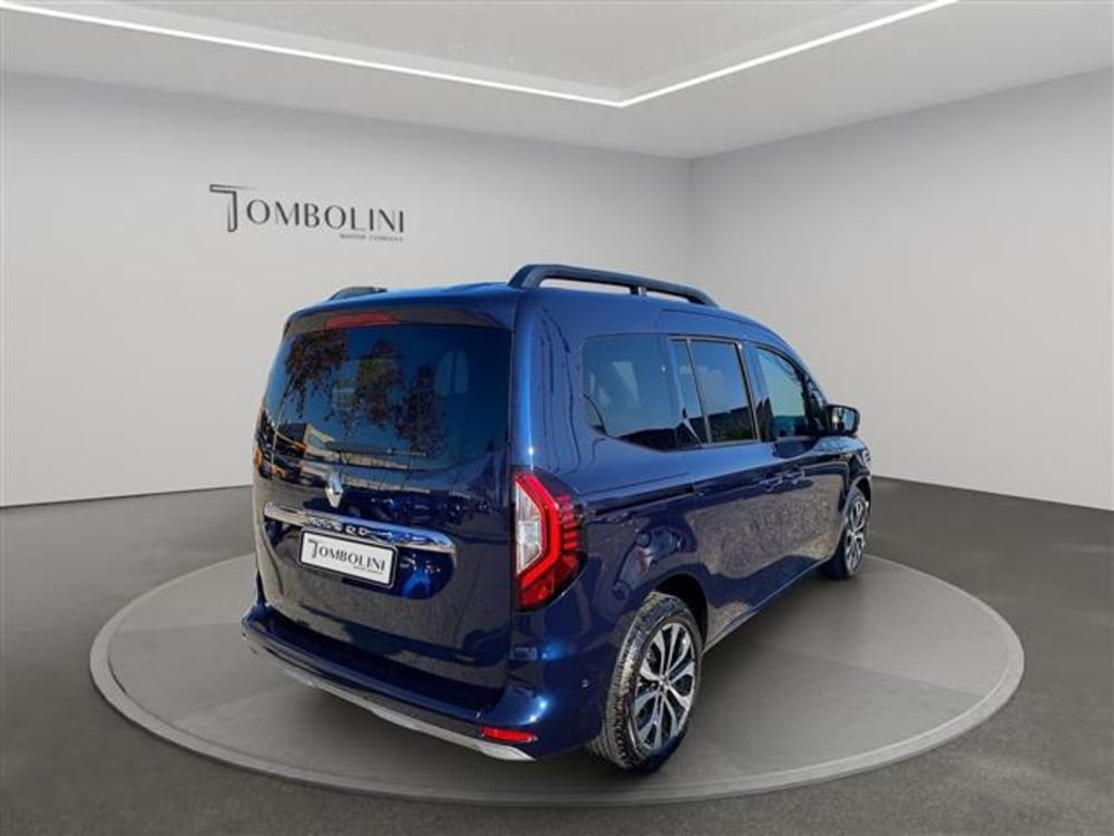 Renault Kangoo nuova a Macerata (6)