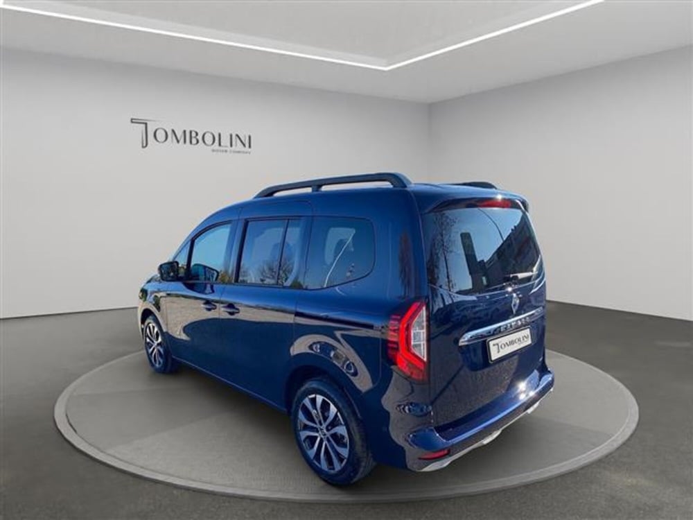 Renault Kangoo nuova a Macerata (7)