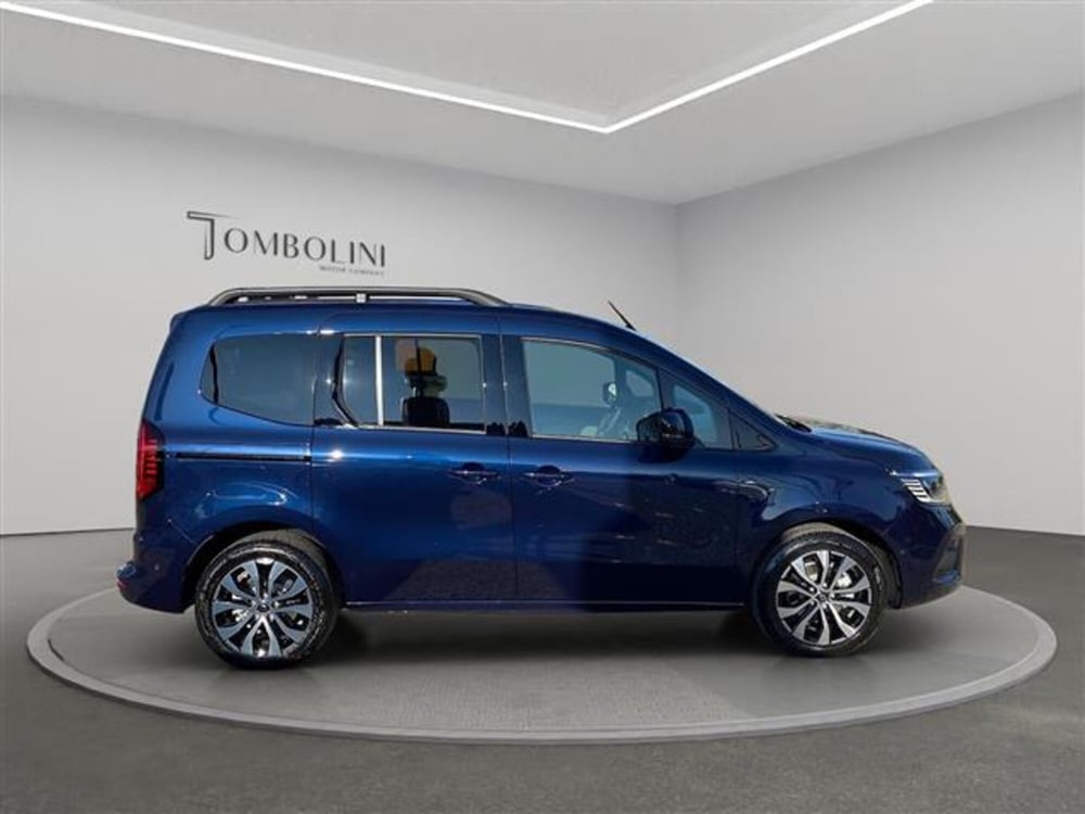 Renault Kangoo nuova a Macerata (8)