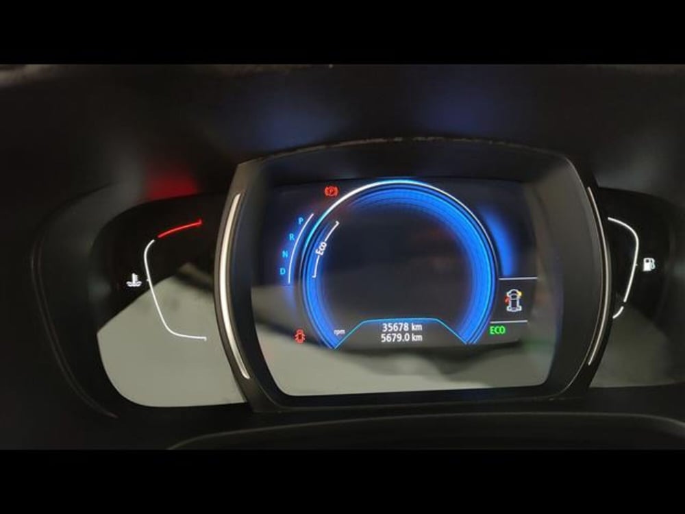 Renault Kadjar usata a Milano (15)