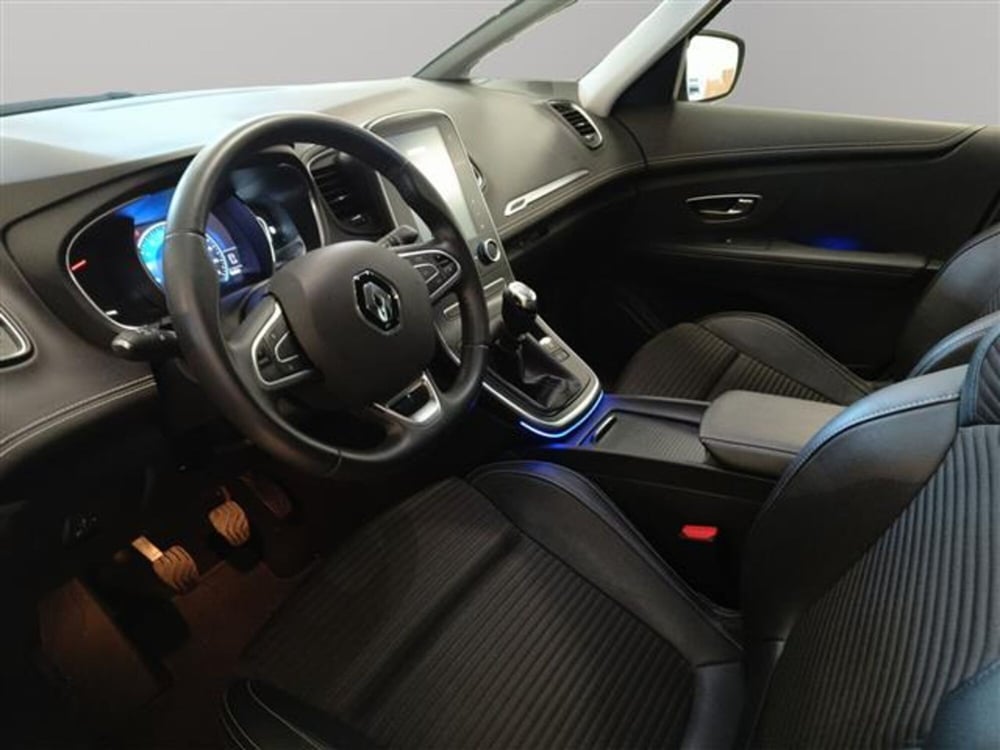 Renault Scenic E-Tech Electric usata a Macerata (9)