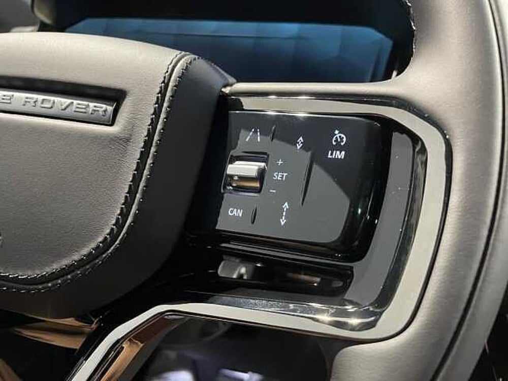 Land Rover Range Rover Sport nuova a Ravenna (17)