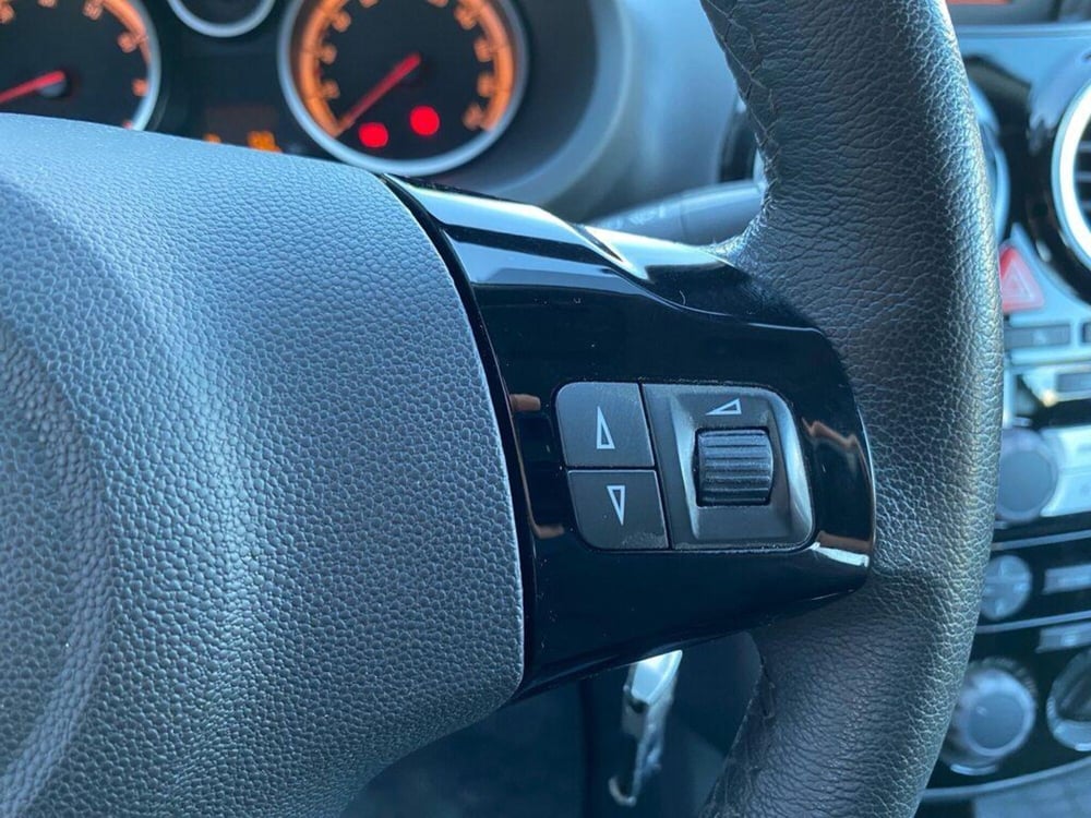 Opel Corsa usata a Torino (10)