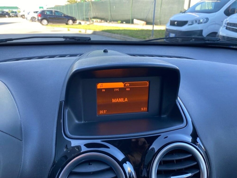 Opel Corsa usata a Torino (8)