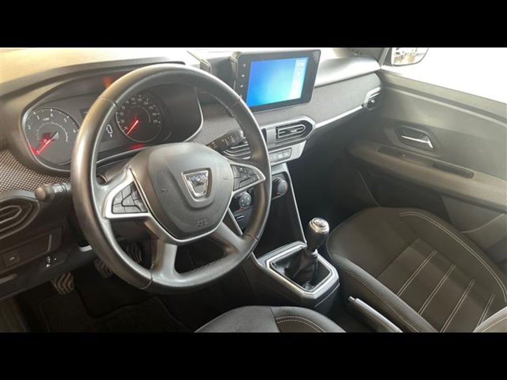 Dacia Sandero usata a Catania (12)