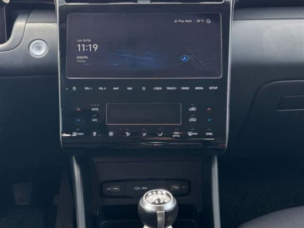Hyundai Tucson usata a Livorno (11)