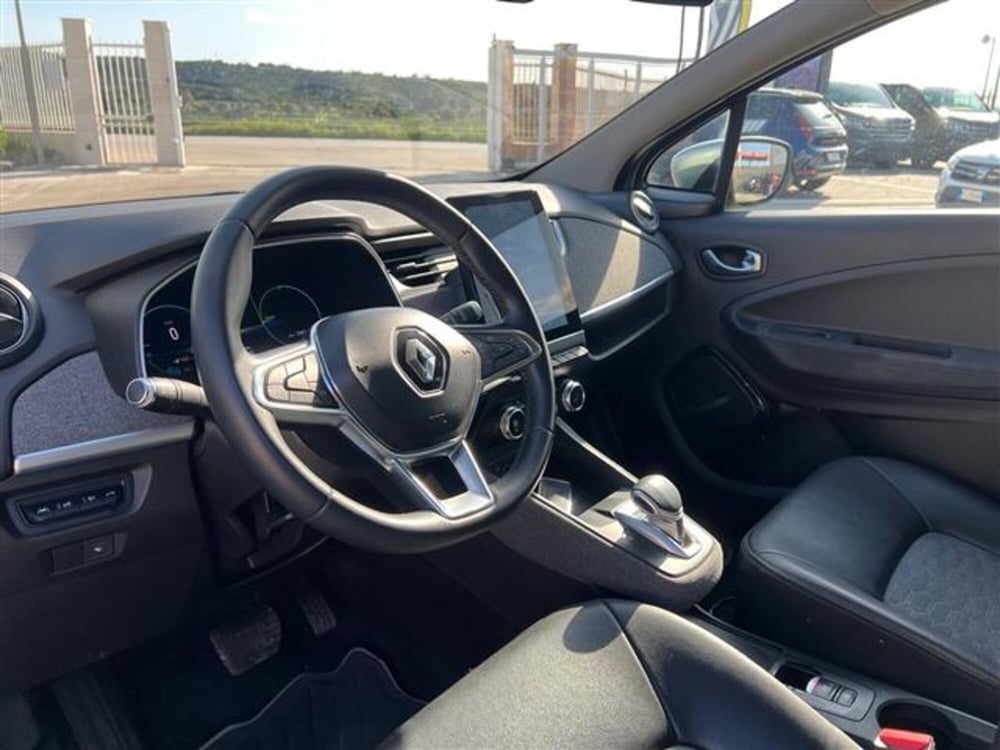 Renault Zoe usata a Ragusa (14)