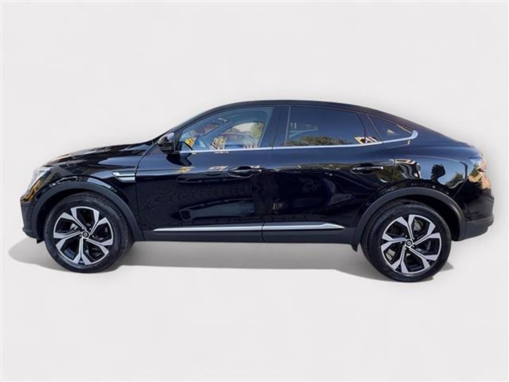 Renault Arkana nuova a Livorno (2)