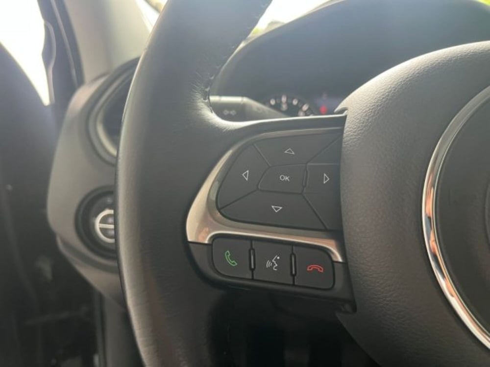 Jeep Renegade nuova a Trapani (11)