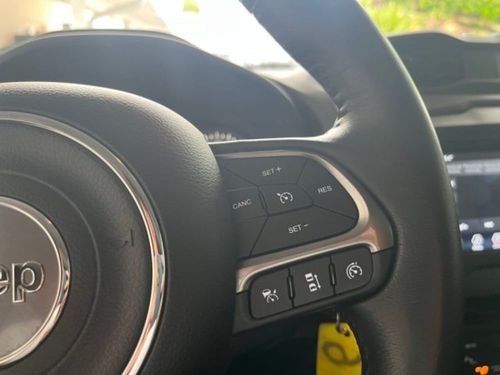Jeep Renegade nuova a Trapani (12)