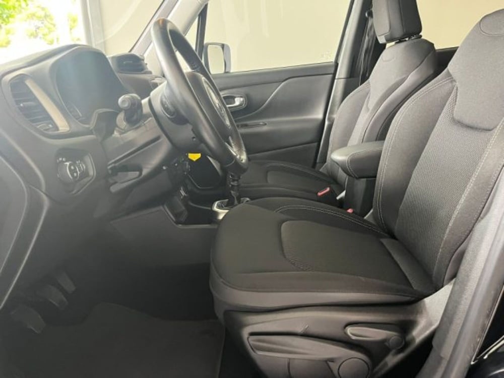 Jeep Renegade nuova a Trapani (9)