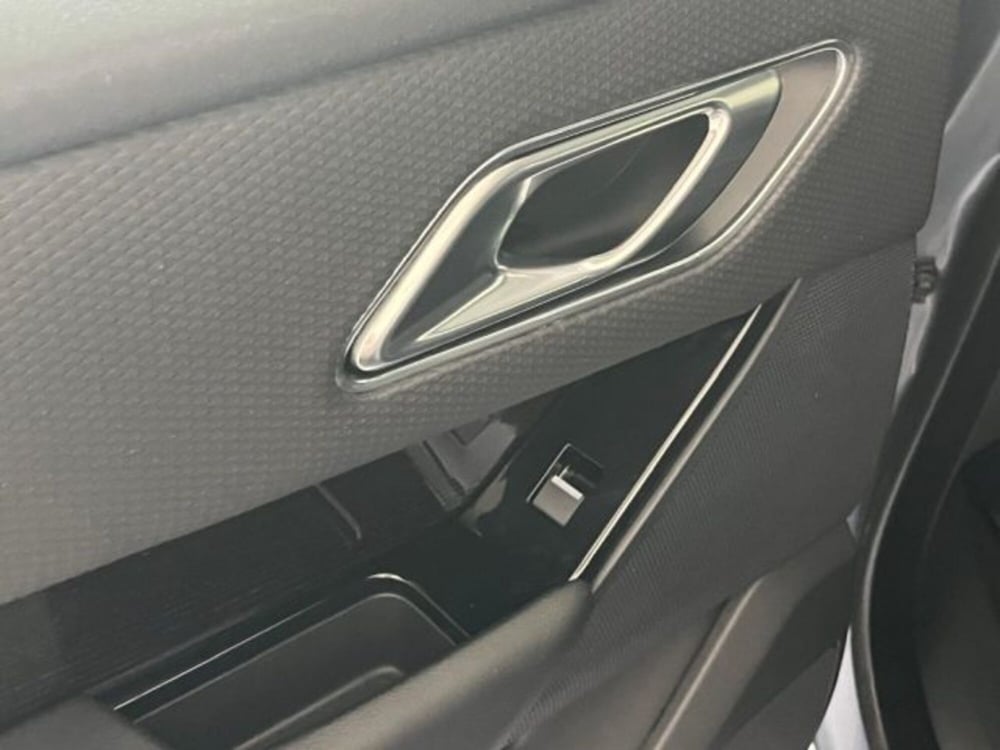 Land Rover Range Rover Velar usata a Trapani (17)