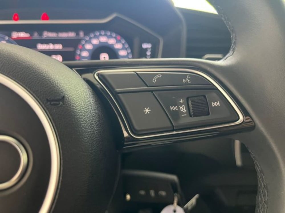 Audi A1 allstreet usata a Trapani (15)