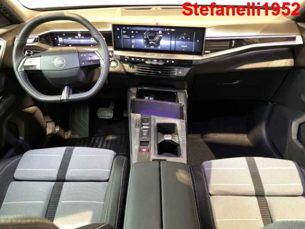 Opel Grandland nuova a Bologna (13)
