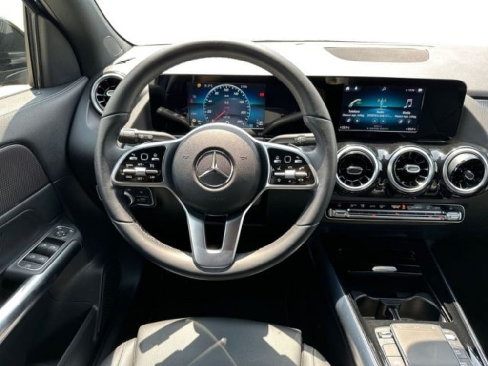 Mercedes-Benz GLA SUV usata a Avellino (11)