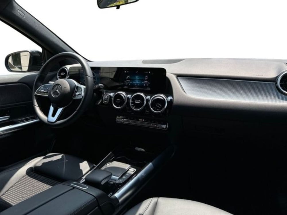 Mercedes-Benz GLA SUV usata a Avellino (15)