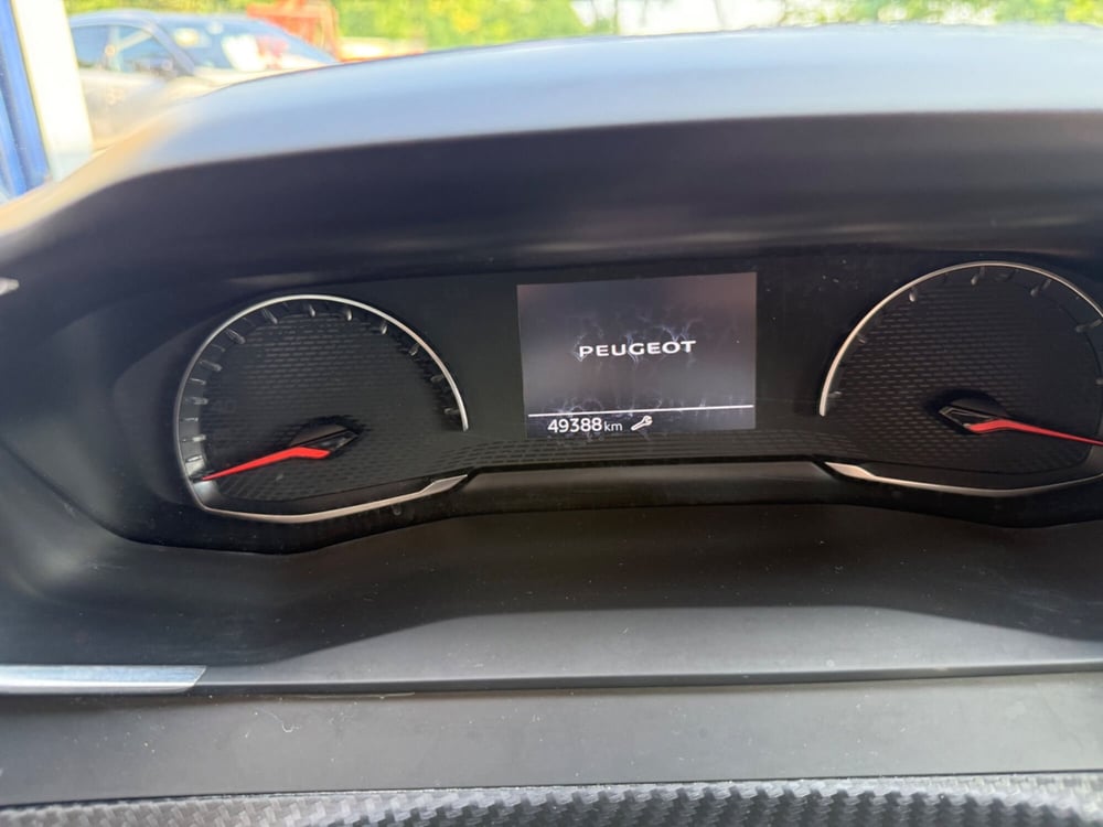 Peugeot 2008 usata a Roma (11)