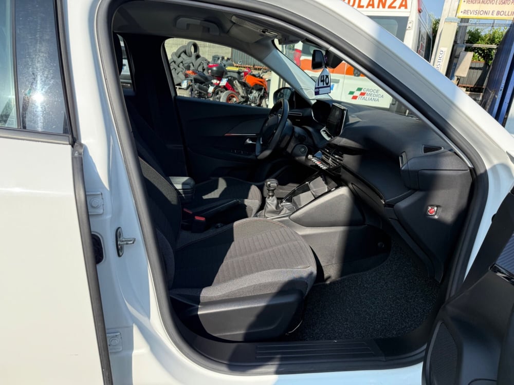 Peugeot 2008 usata a Roma (13)