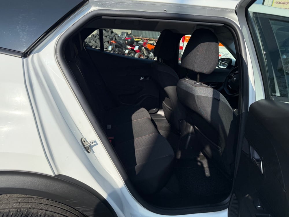Peugeot 2008 usata a Roma (14)