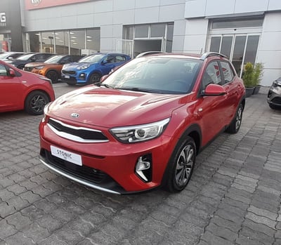 Kia Stonic 1.0 T-GDi 100 CV MHEV iMT Style del 2021 usata a Rende