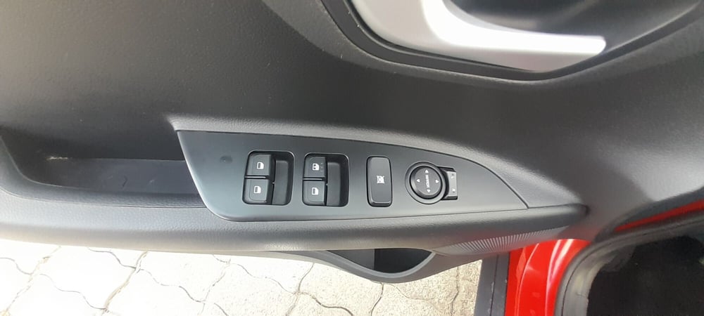Kia Stonic usata a Cosenza (10)